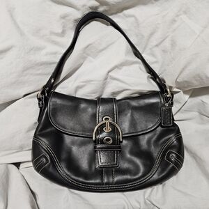 Y2K Vintage Coach Soho Black Bag in Medium Size, L0678-F10192